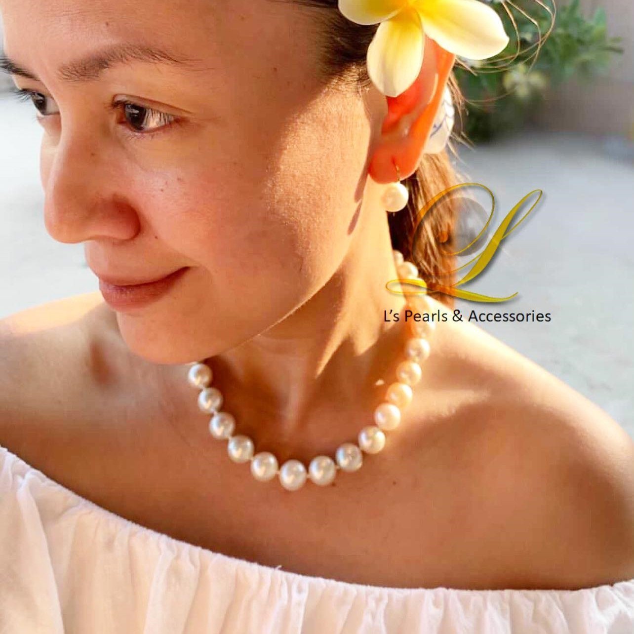 White south sea pearl Philippines earrings and choker nacklace