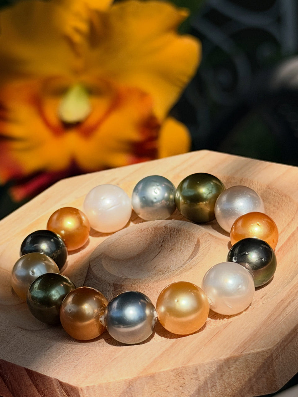 12–13mm Multi-Color South Sea Pearl Bracelet